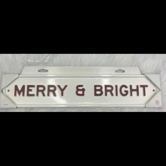 Hearth and Hand Merry & Bright Christmas Sign - Picture 3 of 3
